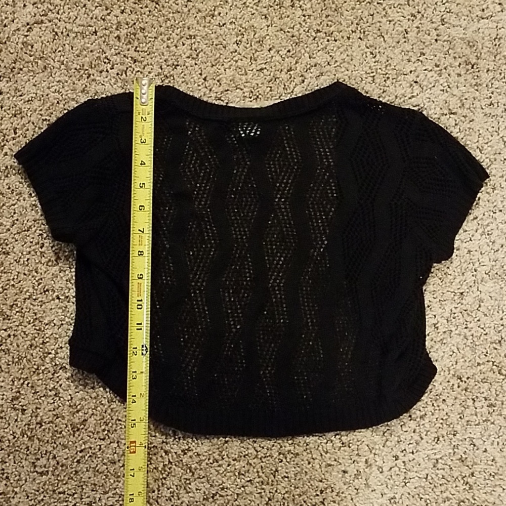 Crop Sweater - Picture 3 of 4